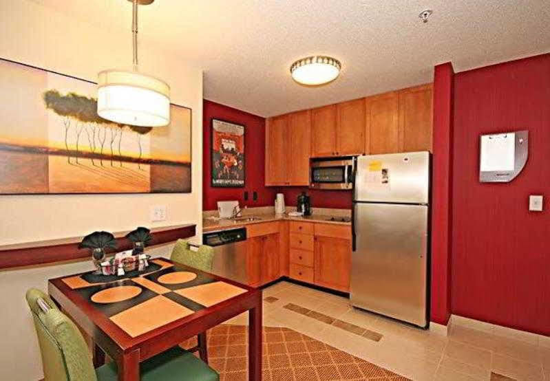 Residence Inn By Marriott Greensboro Airport Eksteriør billede